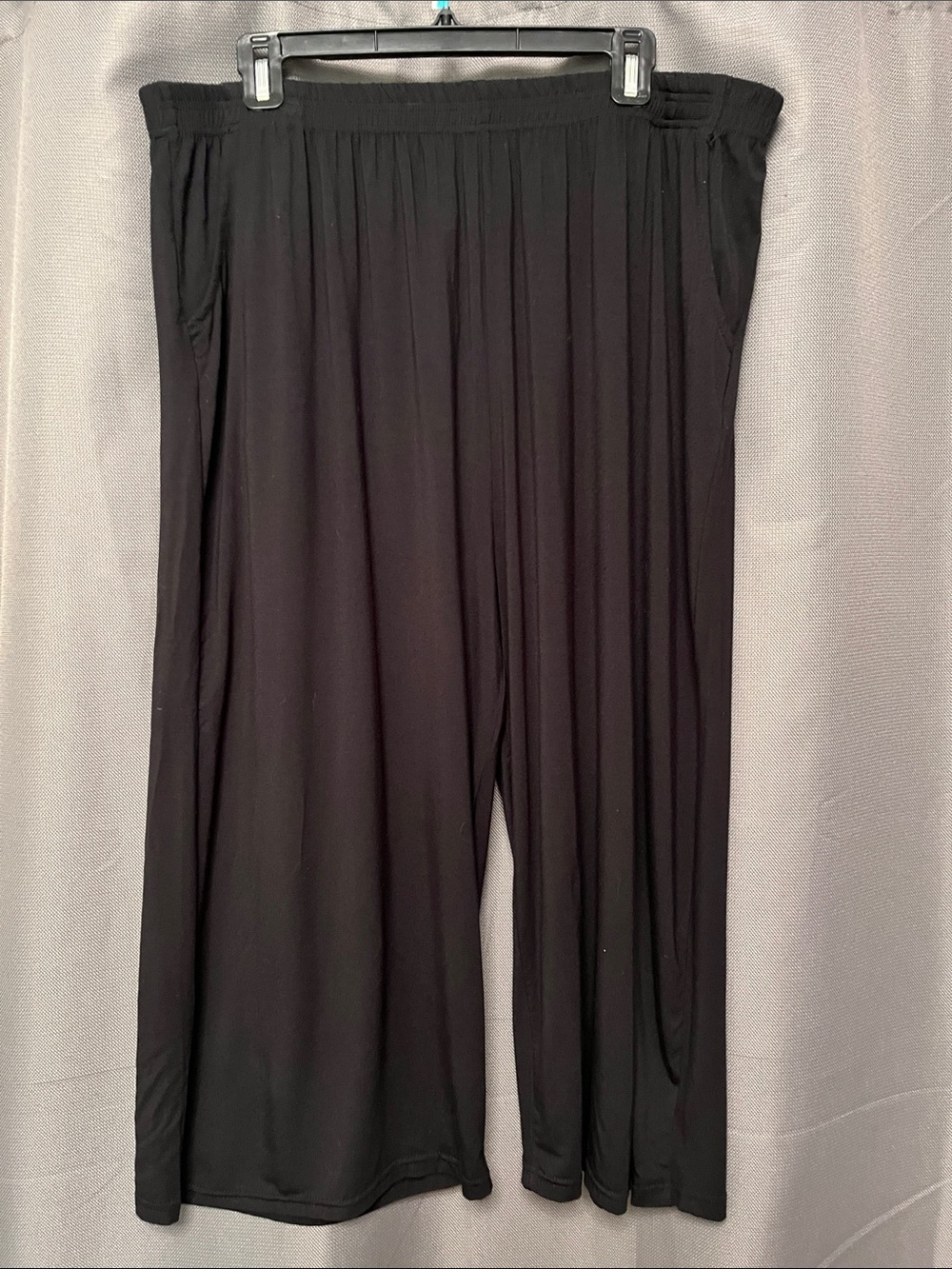 Everyday Black Wide-Leg Pull-On Pants